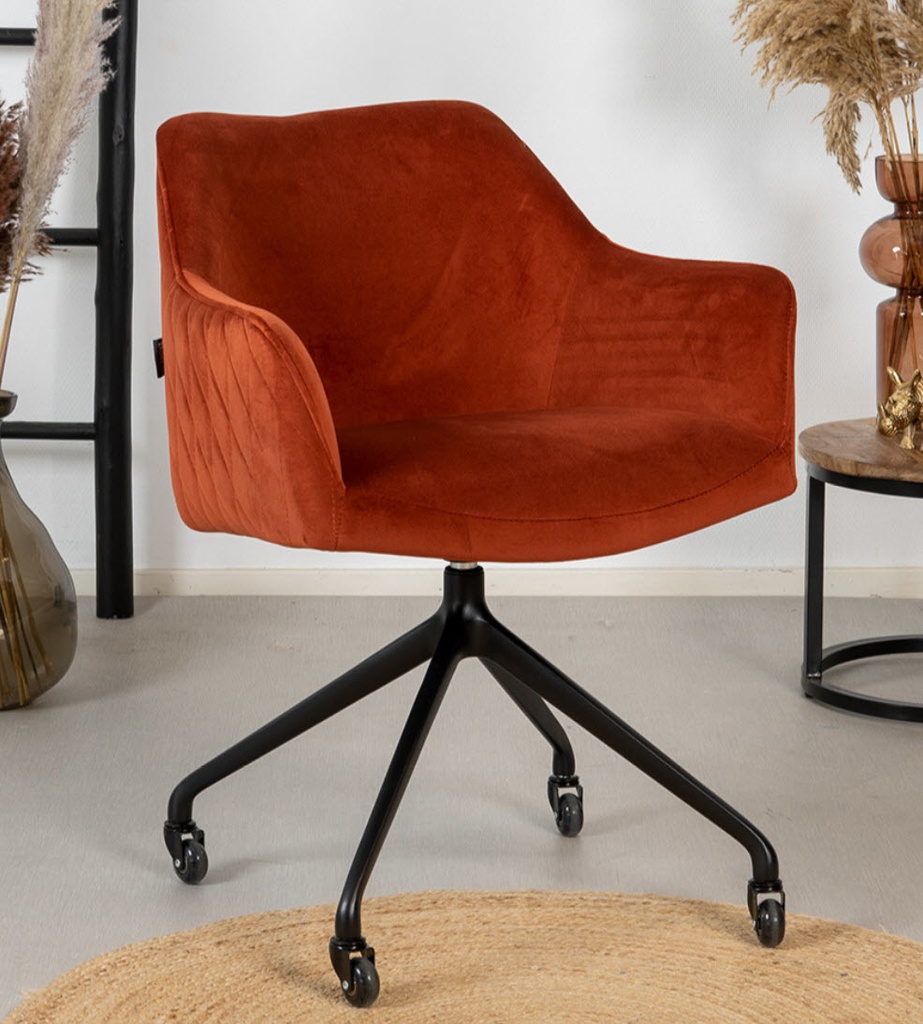 [Quinn-wieltjes-armleuningen-velvet-TBA] Quinn - stoel op wieltjes - met armleuningen- in velvet (Nog te bepalen)