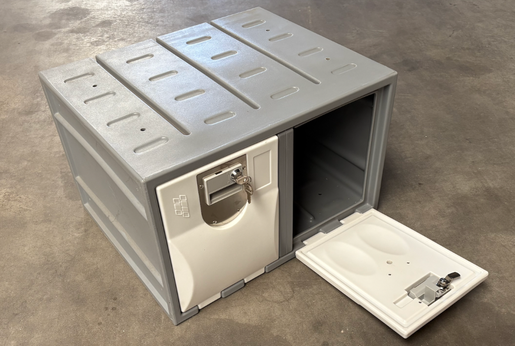 [OUTLET-LOCKER] Lockerbox set (=3 modules van telkens 2 lockers) met onderbouw