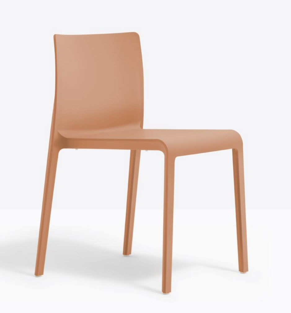 [670RM] Volt - kunststof stoel (gerecycleerd materiaal)